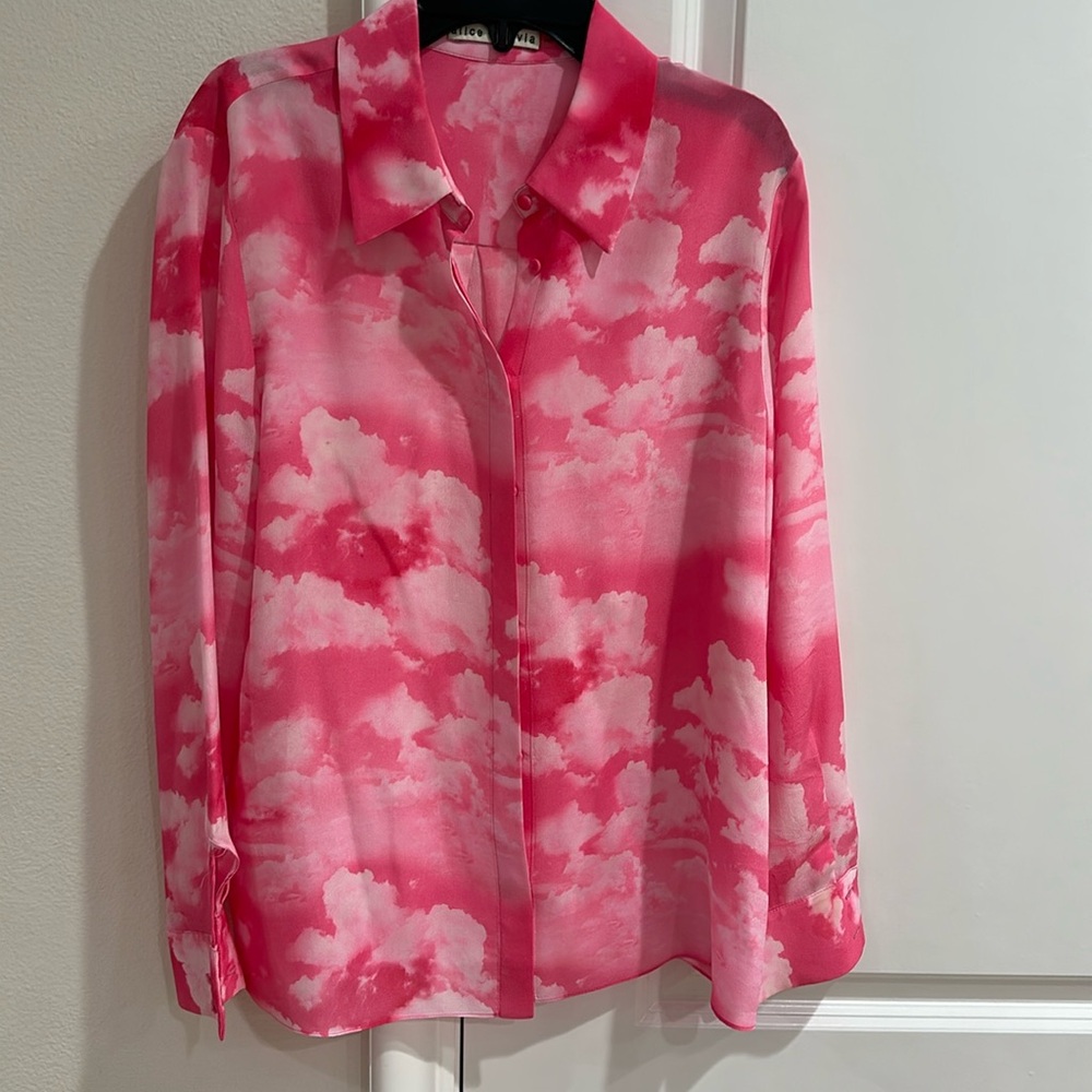 Alice And Olivia Willa Point Collar Silk Top